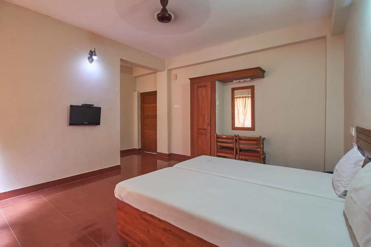 Shalimar Metro Hotel Kochi Exterior photo